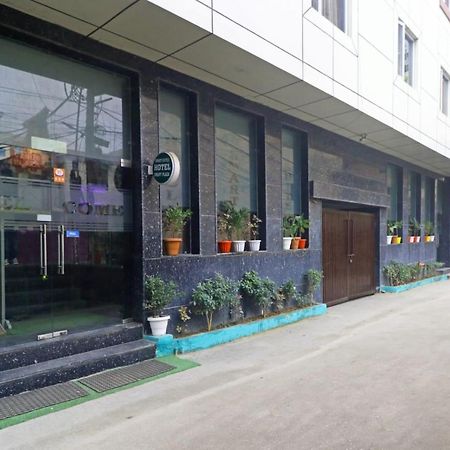Hotel Smart Plaza Delhi Airport New Delhi Exterior foto