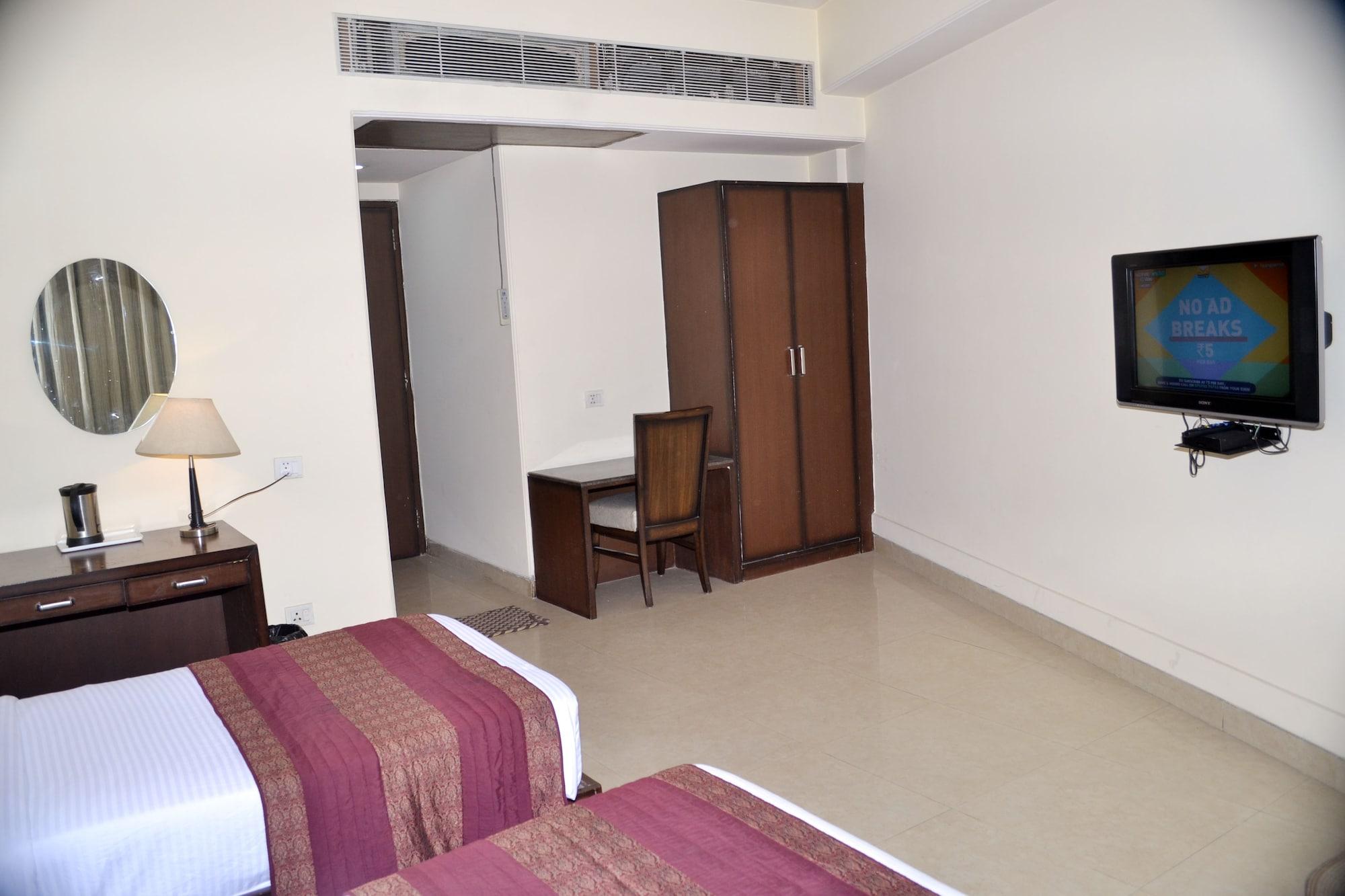 Hotel Smart Plaza Delhi Airport New Delhi Exterior foto