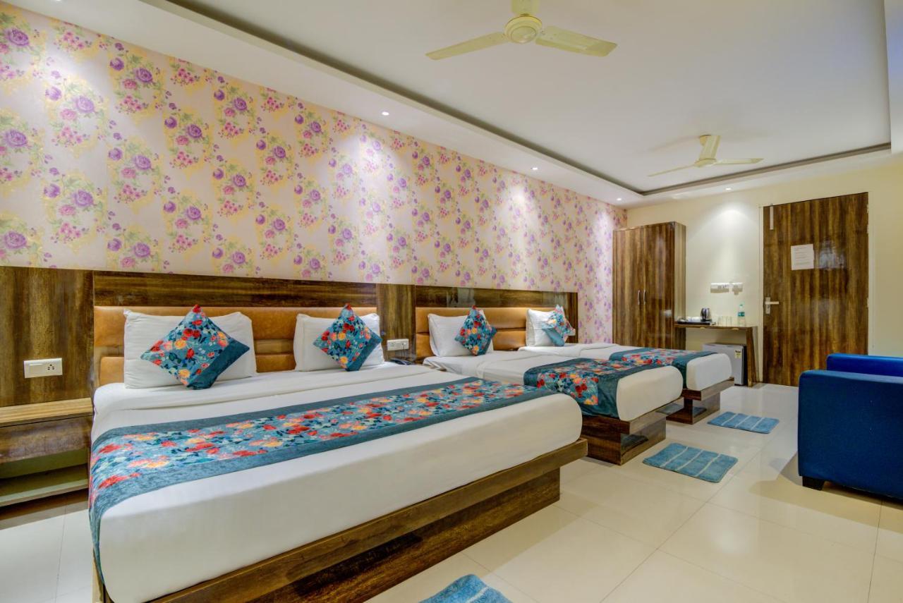 Hotel Smart Plaza Delhi Airport New Delhi Exterior foto